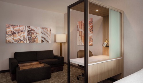 Suite, Multiple Beds, Hearing Accessible (Roll-in Shower)