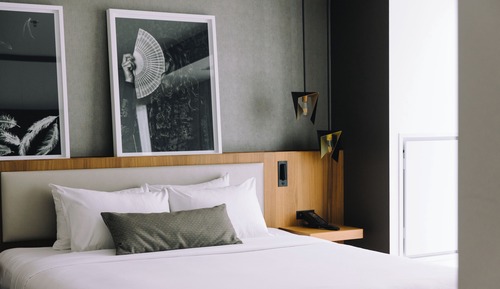 Junior Suite, 1 King Bed (Helio)
