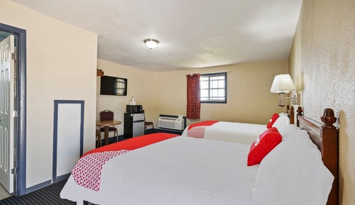 Room, 2 Queen Beds, Non Smoking