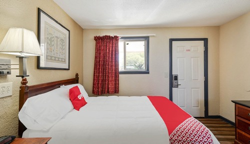 Room, 1 Queen Bed, Non Smoking