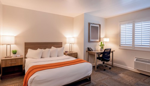 Deluxe Room, 1 Queen Bed