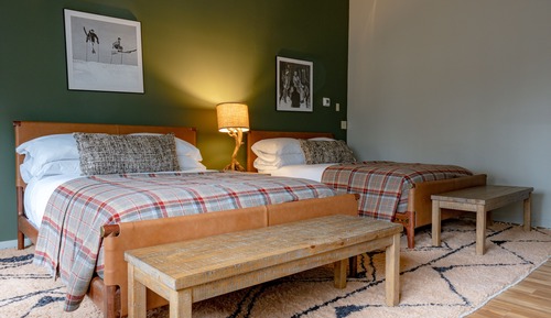 Deluxe Chalet, 2 Bedrooms, Full Kitchen