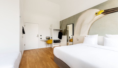 Family Room, Accessible