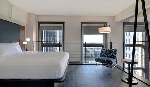 Suite, Multiple Beds, Hearing Accessible (Multi-Level)