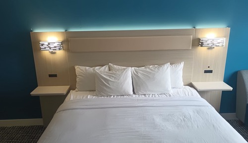 Room, 1 King Bed, Accessible, Non Smoking