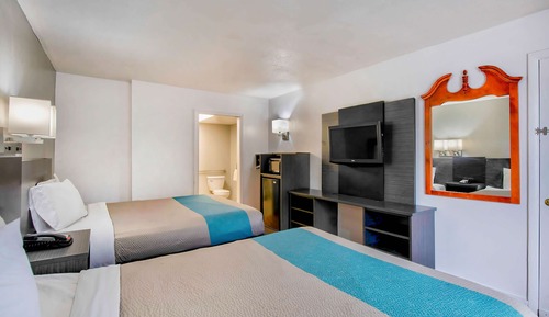 Deluxe Room, 2 Queen Beds, Smoking, Refrigerator & Microwave