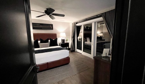 Standard Studio Suite - Adults Only