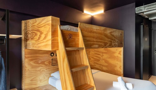 Chambre Double XL avec salle de bains privée