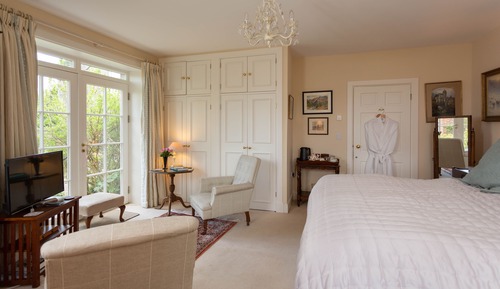 Superior Double Room, Ensuite, Garden View (Garden Room)