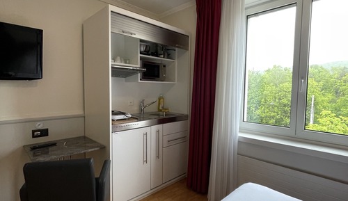 Studio Apartment