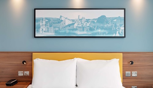 Room, 1 Queen Bed (View)