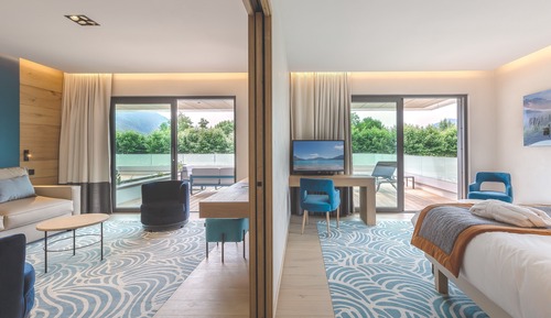 Privilege Suite with terrace, Lake side