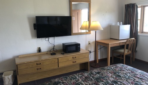 Deluxe Room, 1 Queen Bed