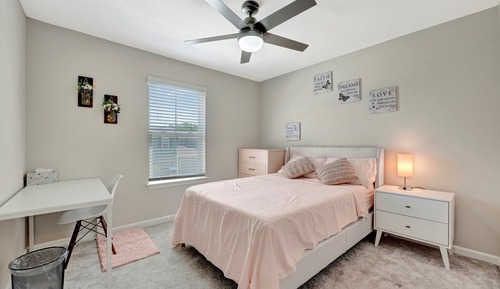 Pink Room, Shared Bath