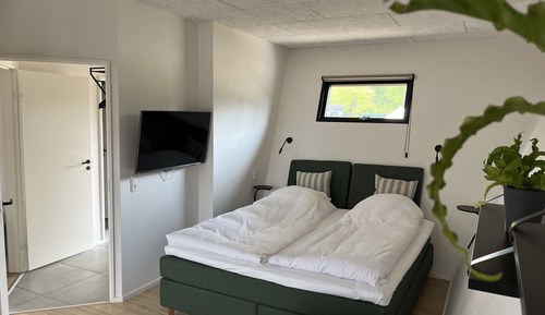 Family Suite, 2 Bedrooms, Non Smoking, Private Bathroom