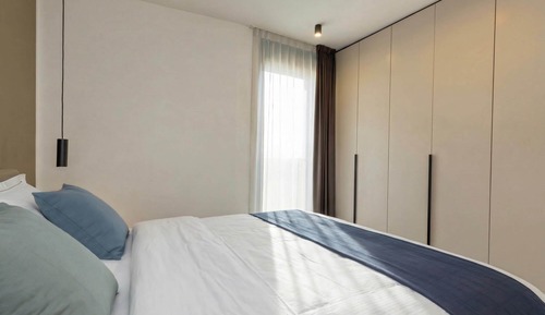 Family Apartment, Multiple Bedrooms (ICON H Lugano 405 Suite Business)