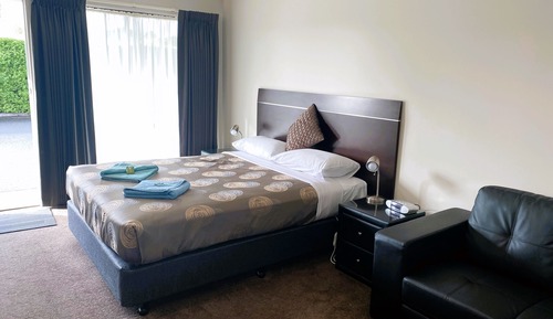 Executive Queen Room