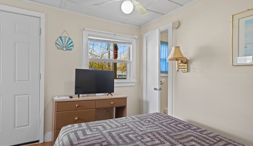 Room with 1 Double Bed