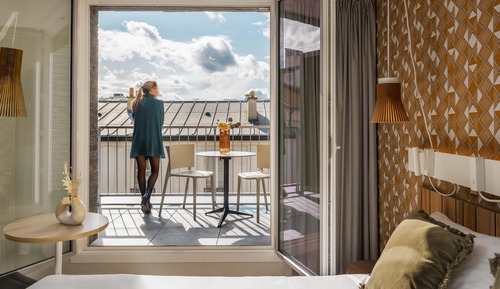 Superior Room, 1 Queen Bed, Balcony