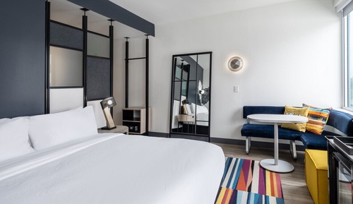 aloft, Room, 1 King Bed