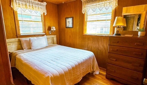 Premier Cottage