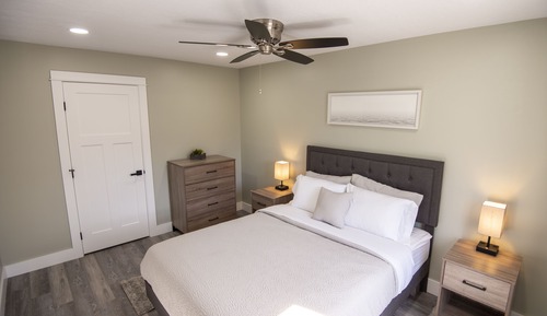 Apartment, Private Bathroom (Creekside Waterfall )