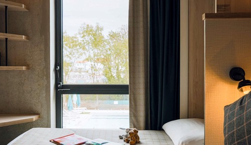 Standard Room (1 Double Bed and 2 Single Beds)