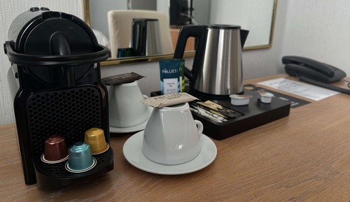 Junior Suite, 1 King Bed, Non Smoking (with Sofabed)