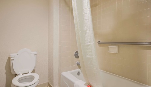 Room, 2 Queen Beds, Accessible, Non Smoking