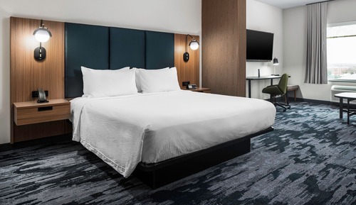 Studio, 1 King Bed with Sofa bed, Accessible Bathtub