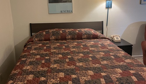 Economy Single Room