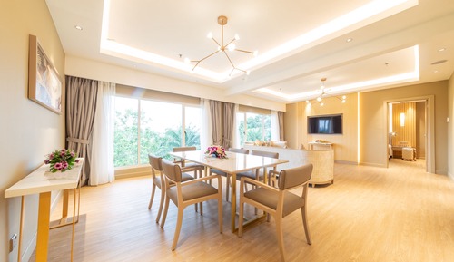 Deluxe Studio, 1 King Bed