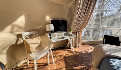 The Walnut Glamping Dome