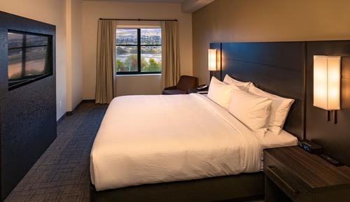 Suite, 1 Bedroom (Mobility Accessible, Roll-In Shower)