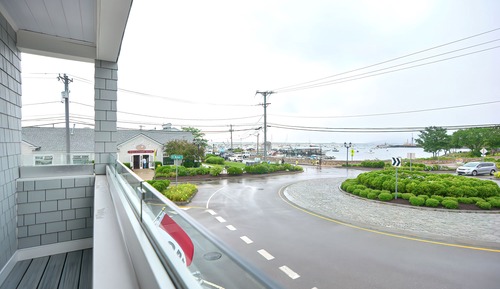 Luxury Condo, 1 Bedroom, Balcony, Ocean View