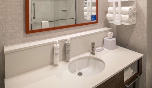 Studio, 1 Queen Bed (Wet Bar)