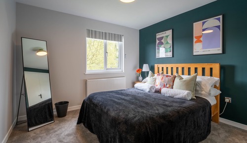 Deluxe Apartment, Ensuite, Garden View (2 bed 1 bath apartment)