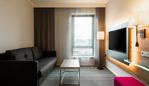 Family Room, 1 Queen Bed with Sofa bed