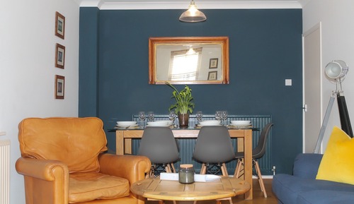 House, Private Bathroom