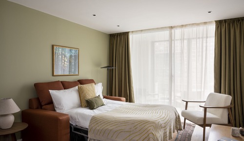 One Bedroom Apartment with Internal Balcony