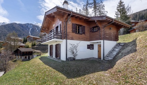Chalet (3 Bedrooms)