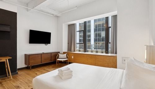 Studio Queen Gourmet