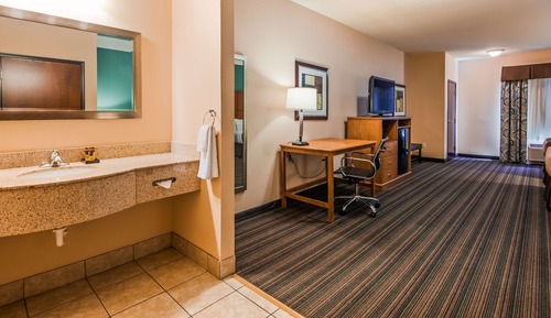 Suite, 2 Queen Beds, Non Smoking, Refrigerator & Microwave