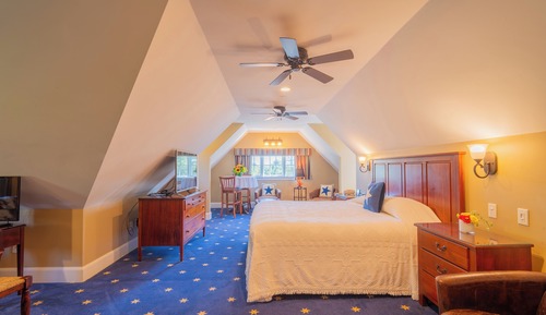 Exclusive Penthouse, 1 King Bed with Sofa bed