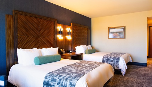 Double Room (QUEEN TUB)