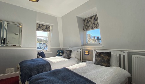 Standard Twin Room, 2 Twin Beds, Hill View