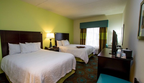 Two Queen Beds, Roll In Shower