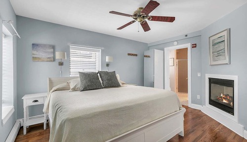 Room, 1 King Bed, Jetted Tub