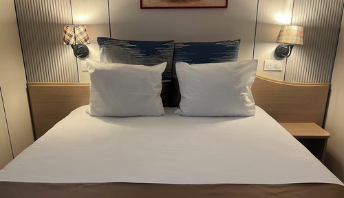 Standard Quadruple Room, 2 Bedrooms (Adjacent)