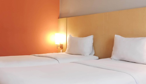 Deluxe Room, 2 Twin Beds, Mountain View
